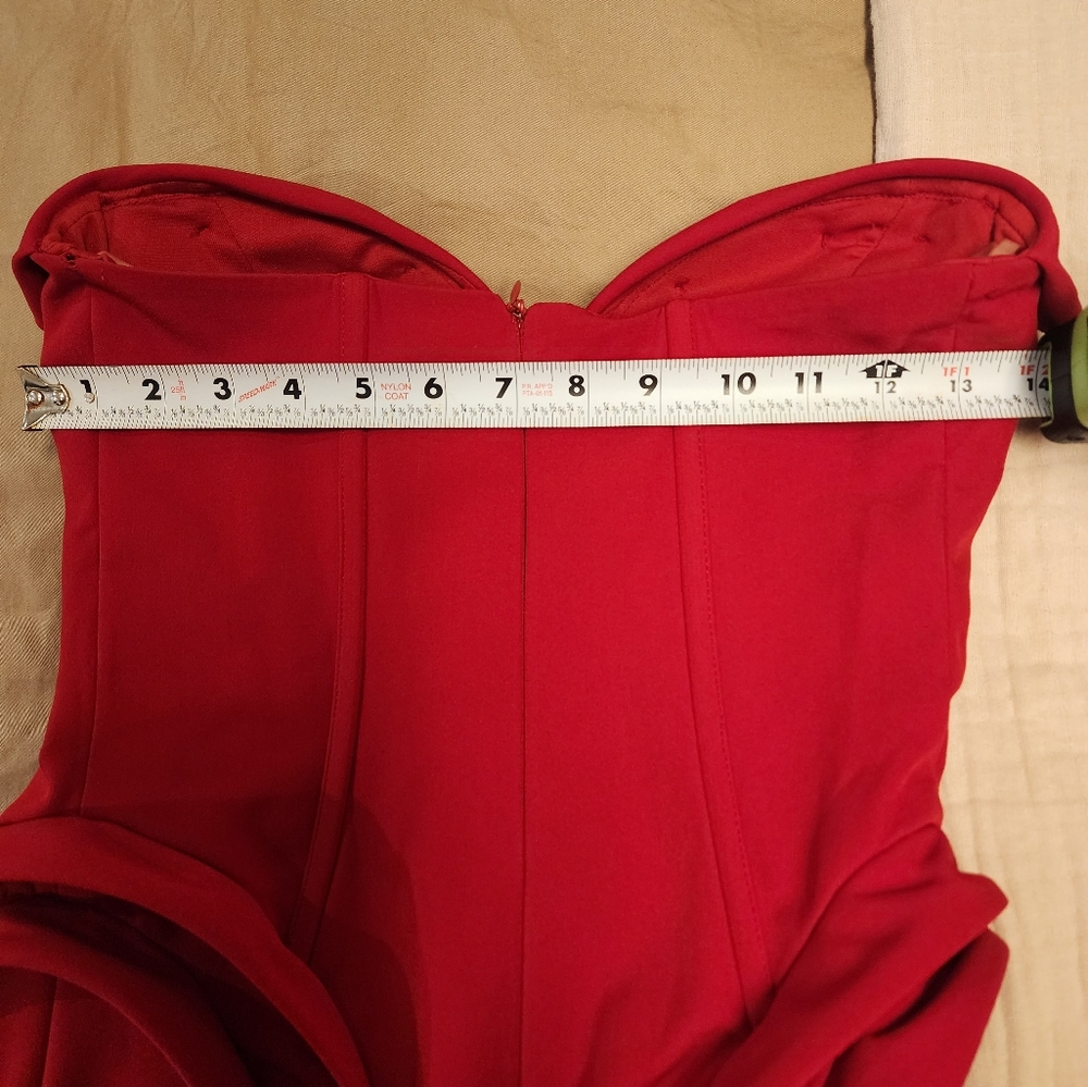 Evening Gown MNM Couture - Picture 6 of 8